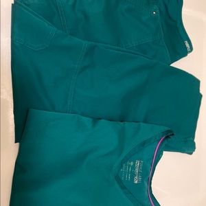 Purple label by healing hands scrub set,SIZE SMALL